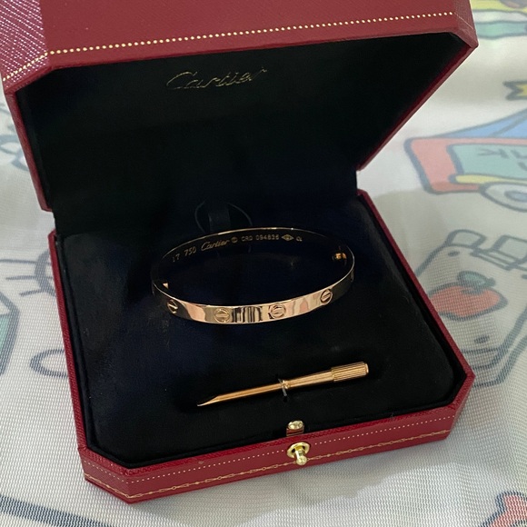 Cartier Classic Love Bracelet Rose Gold - Picture 2 of 8